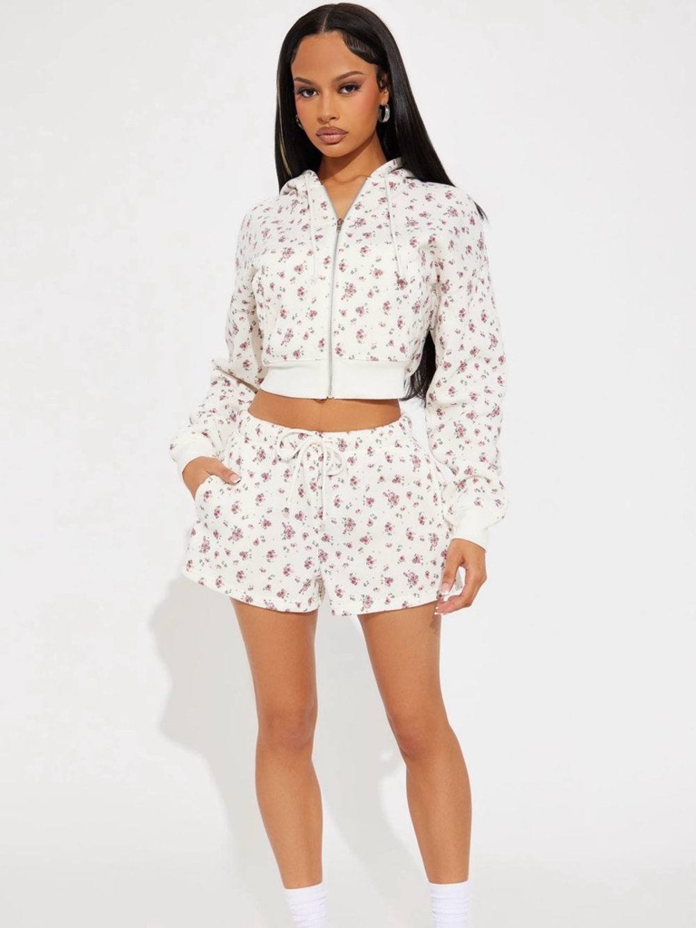 Floral Fleece Shorts Set White & Pink Medium - Picture 2 of 4